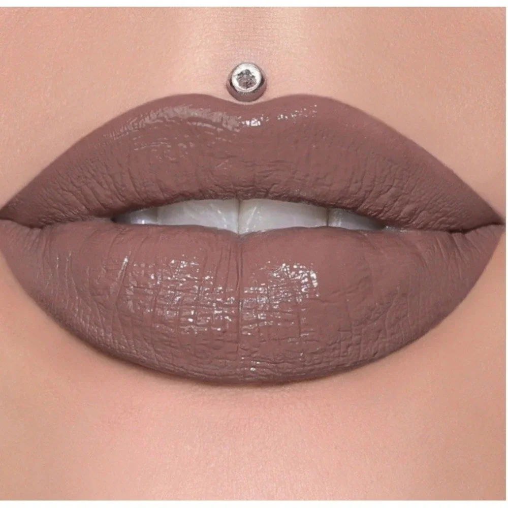 Jeffree Star Supreme Lip Gloss Full Pigment Tea Bag